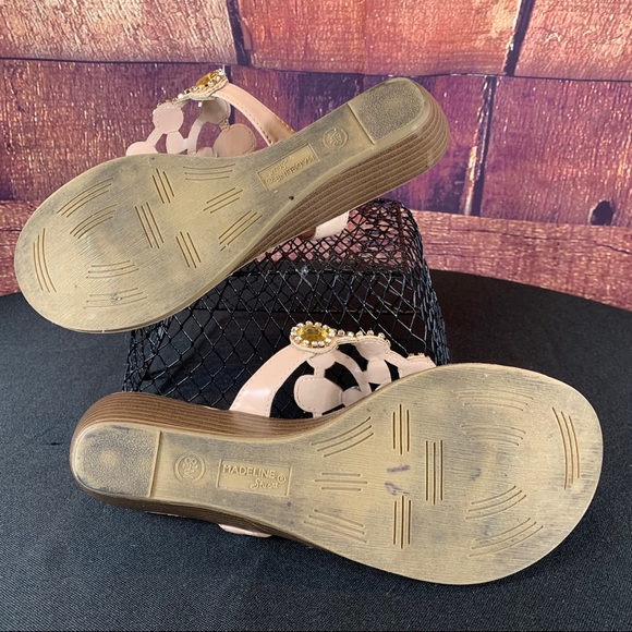 MADELINE STUART Gemstone & Rhinestone Sandals - Picture 10 of 12